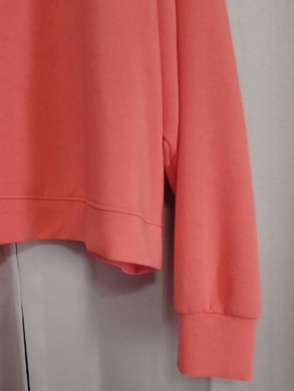 Crane Cropped Boxy Fit Crewneck Sweatshirt Open Back Dropped Shoulders Soft - Picture 7 of 13